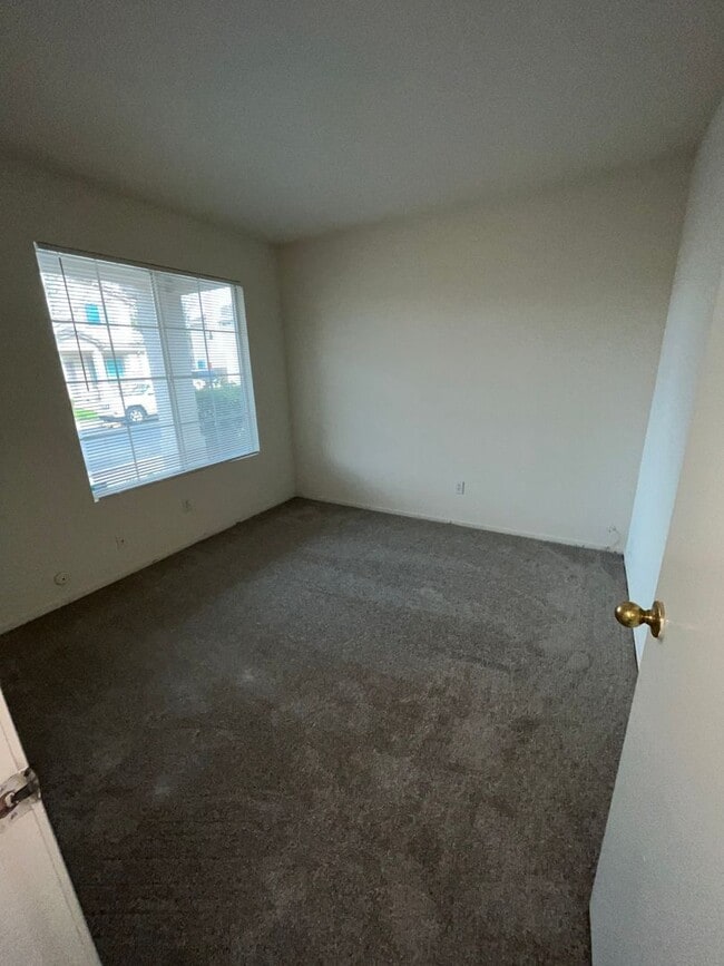 7008 Springridge Way in Elk Grove, CA - Building Photo - Building Photo