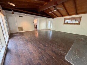 2073 Highland Ave in Abilene, TX - Building Photo - Building Photo