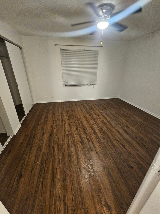 146 Green Bay Rd, Unit 1 in Glencoe, IL - Foto de edificio - Building Photo