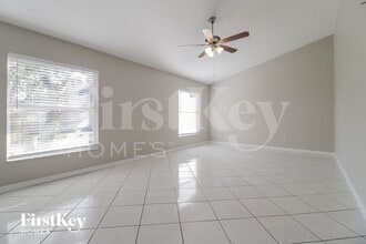 3526 Gatlin Pl Cir in Orlando, FL - Building Photo - Building Photo