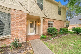 18107 Shadow Valley Dr in Spring, TX - Building Photo - Building Photo