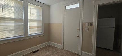 1527 N Main St in Decatur, IL - Building Photo - Building Photo