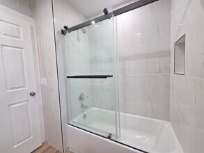 120 W 44th St in Bayonne, NJ - Building Photo - Building Photo