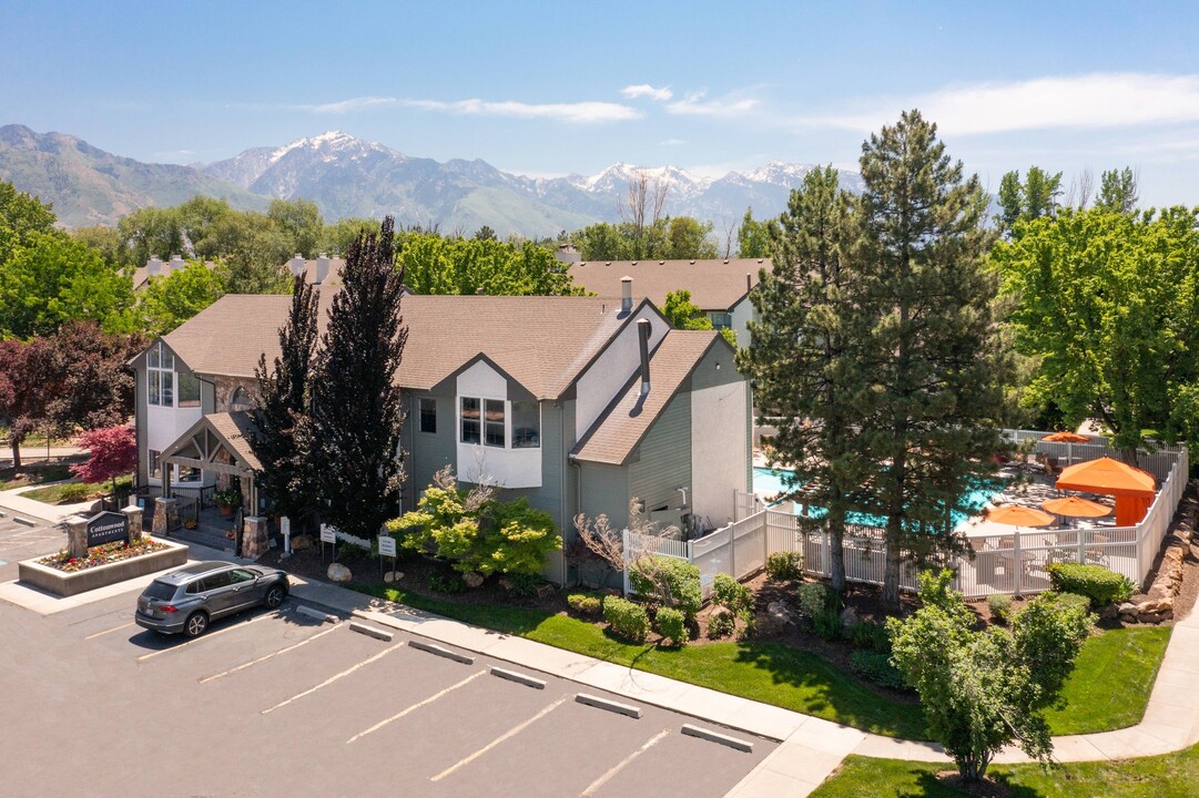 Cottonwood Apartments in Salt Lake City, UT - Building Photo