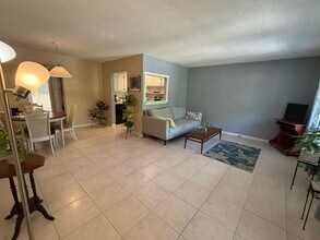 322 Tilford O in Deerfield Beach, FL - Building Photo - Building Photo