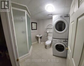 22 Goya Crescent in Toronto, ON - Building Photo - Building Photo