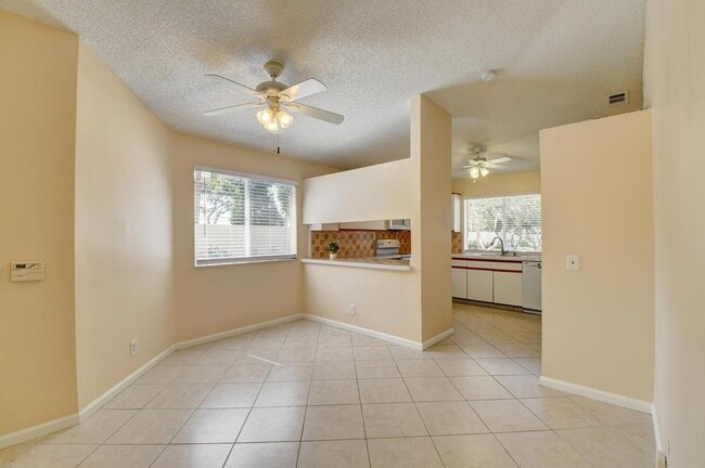 6796 Via Regina in Boca Raton, FL - Building Photo - Building Photo