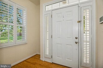 9700 Kennoway Ct in Linton Hall, VA - Building Photo - Building Photo