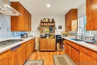 6789 Alamo Way in La Mesa, CA - Building Photo - Building Photo