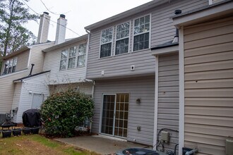 13300 Morris Rd in Alpharetta, GA - Foto de edificio - Building Photo