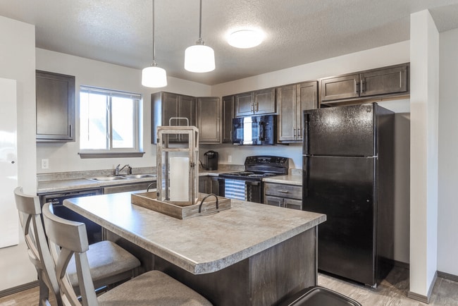 The Commons at Greenway Park in Waukee, IA - Building Photo - Building Photo