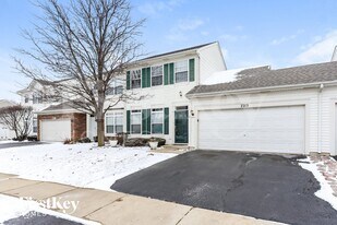 7215 Bradley Dr in Plainfield, IL - Building Photo