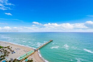16485 Collins Ave in Sunny Isles Beach, FL - Building Photo