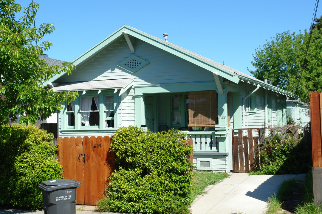 1629 Russell St in Berkeley, CA - Building Photo