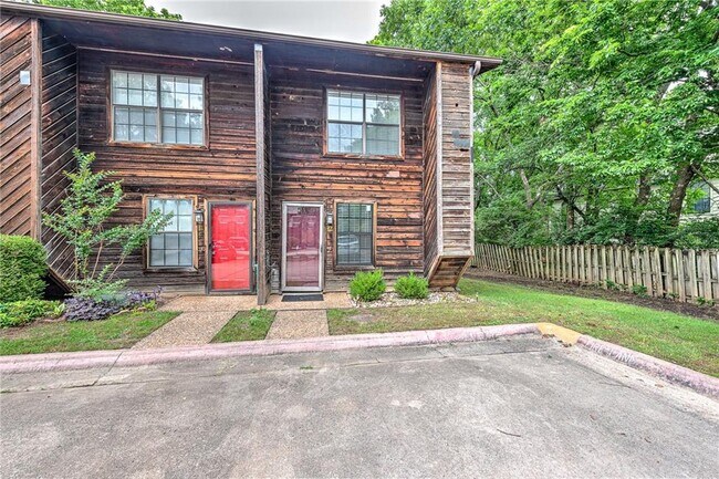 property at 1376 Oakland Ave
