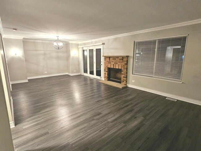 413 Stevens Ct in Grayslake, IL - Building Photo - Building Photo