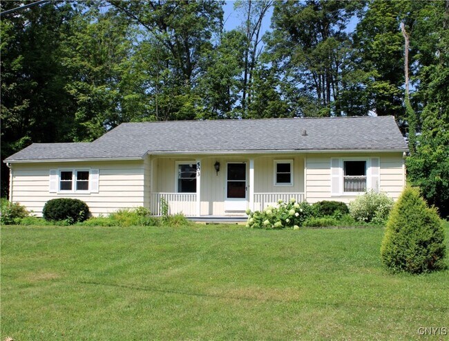 503 E Franklin St in Fayetteville, NY - Building Photo - Building Photo