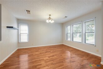 1319 Pecan Station in San Antonio, TX - Building Photo - Building Photo