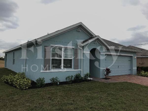property at 1013 NW 1st Ave