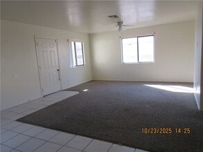 2735 Georgia Ave in Kingman, AZ - Building Photo - Building Photo