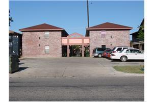 444 Galveston St in Brownsville, TX - Building Photo