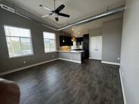 412 Kirman Ave, Unit A in Reno, NV - Foto de edificio - Building Photo