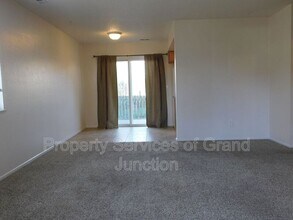 232 Crawford Ln in Palisade, CO - Building Photo - Building Photo