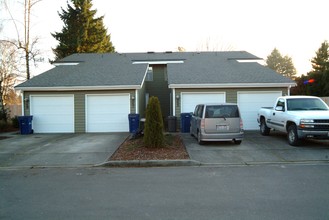 943 26th Pl NE in Auburn, WA - Building Photo - Building Photo