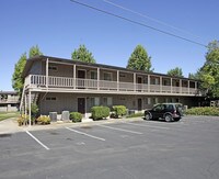 Building Photo - Garden Club Apartments in Sacramento, California