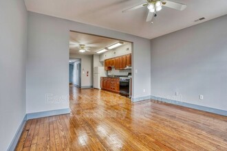 1632 E Baltimore St-Unit -Apt 4 in Baltimore, MD - Foto de edificio - Building Photo