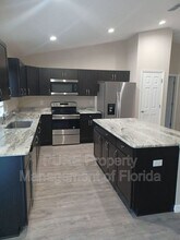 16671 SW 21st Avenue Rd in Ocala, FL - Building Photo - Building Photo