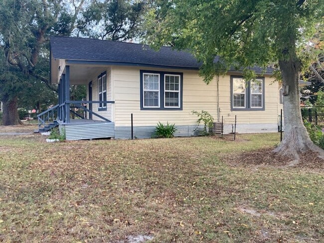 282 Fountain Ln in Biloxi, MS - Building Photo - Building Photo