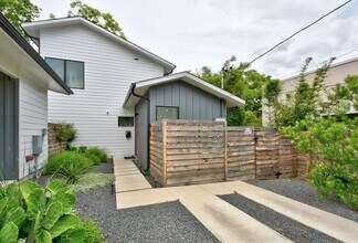 804 W Oltorf St in Austin, TX - Building Photo - Building Photo
