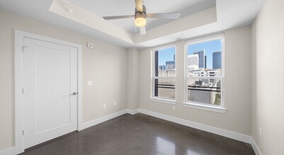 300 Ruthven St in Houston, TX - Building Photo - Building Photo