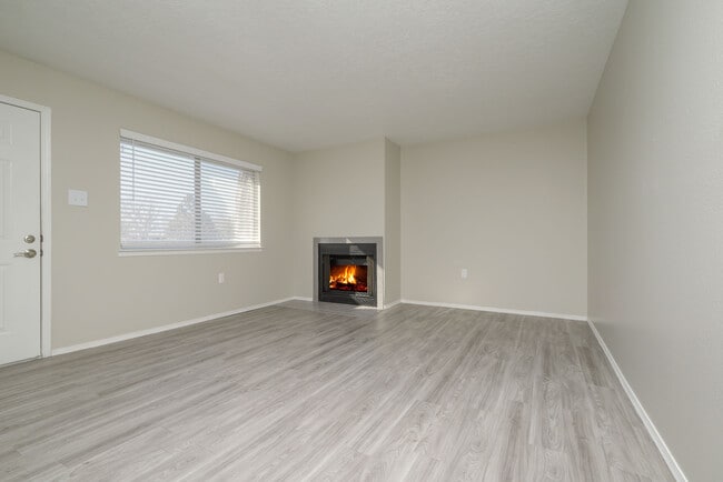 Meadowlark Apartments