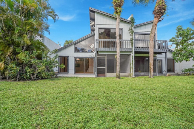 100 Sparrow Dr