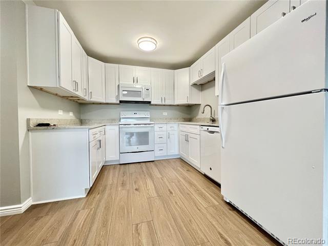 675 S Alton Way in Denver, CO - Building Photo - Building Photo