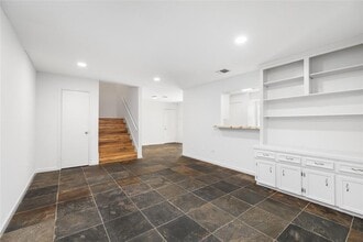 4406 Basswood Ln in Bellaire, TX - Building Photo - Building Photo