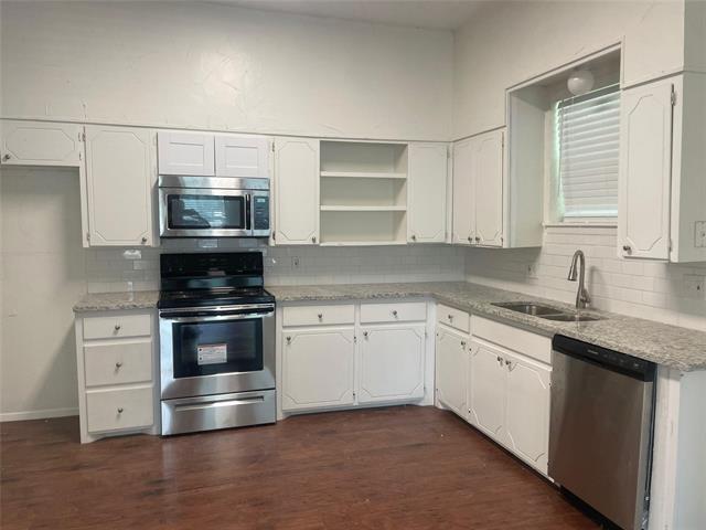 900 W Morgan St in Denison, TX - Building Photo - Building Photo
