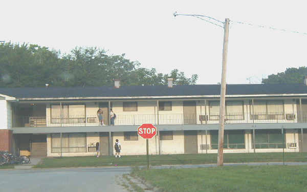 315 Ridge Lane Dr in Harvard, IL - Foto de edificio