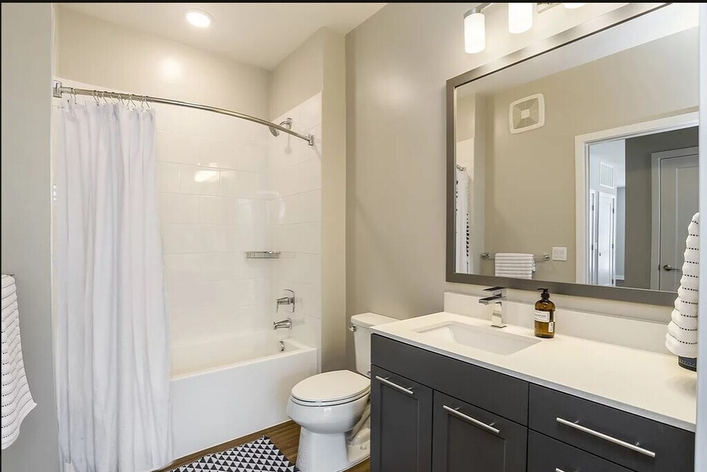 The Bellagio Waterfront Marina Living Rochester, NY Apartments