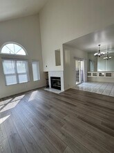 7314 Laura Ln in Los Angeles, CA - Building Photo - Building Photo
