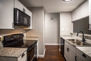 The Centre in Waco, TX - Building Photo