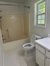 7406 Merry Oaks Ct in Greensboro, NC - Building Photo - Building Photo