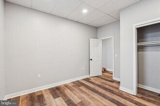 2553 E Somerset St in Philadelphia, PA - Building Photo - Building Photo