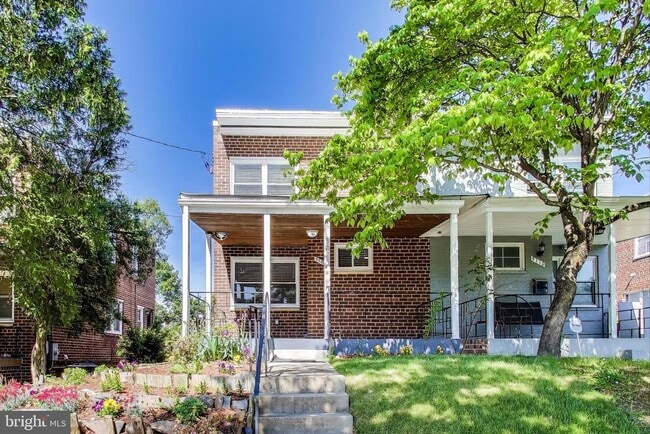 property at 5108 11th St NE