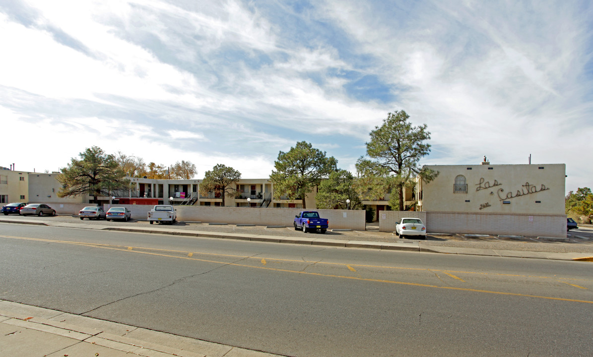 Las Casitas in Albuquerque, NM - Foto de edificio