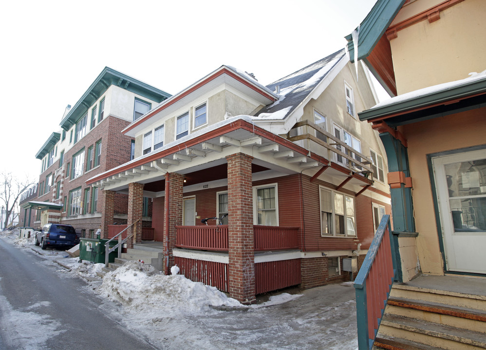 Laketowne Apartments in Madison, WI - Building Photo