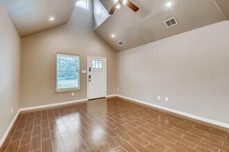 713 Rike St in McKinney, TX - Foto de edificio - Building Photo