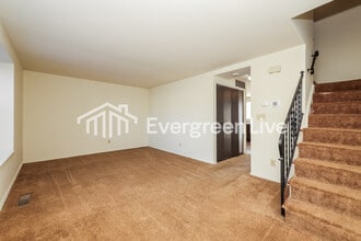 7523 Mt Hood in Dayton, OH - Building Photo - Building Photo